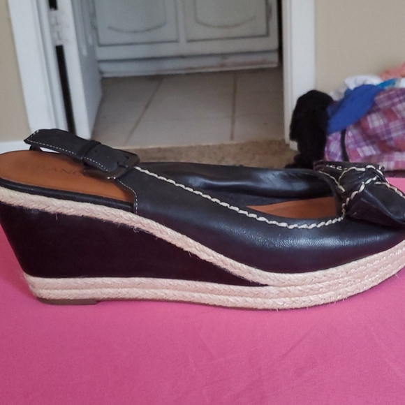 Wedge sandals - Picture 2 of 2